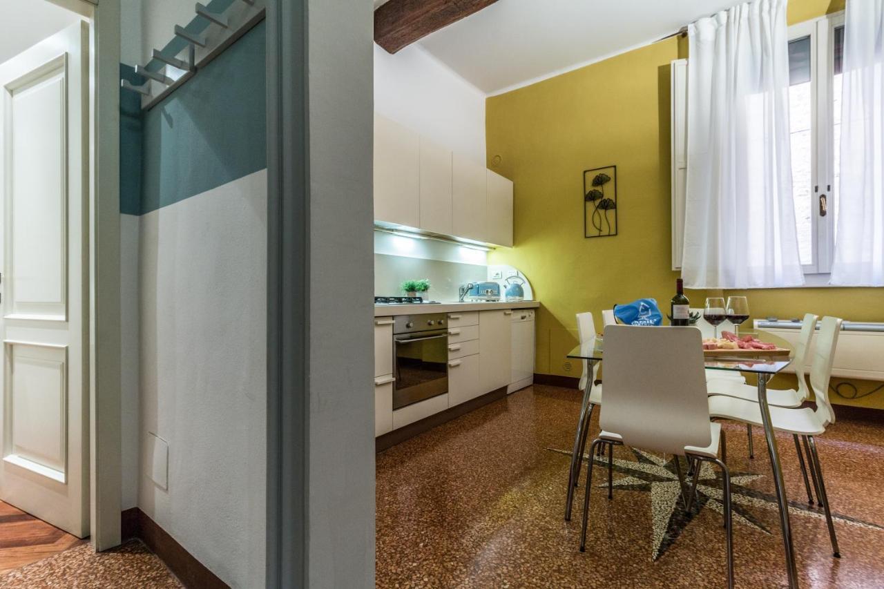 Familybo Apartments Santo Stefano Bologna Luaran gambar