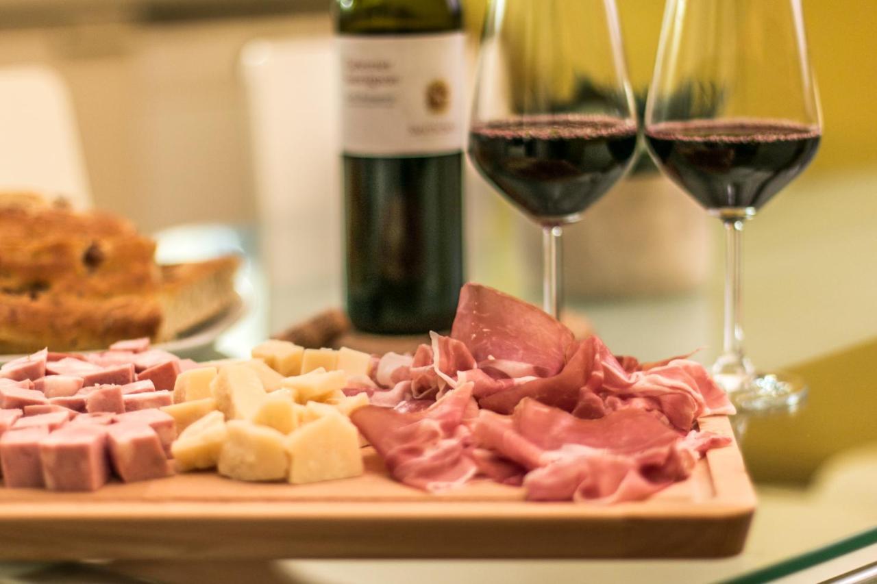 Familybo Apartments Santo Stefano Bologna Luaran gambar